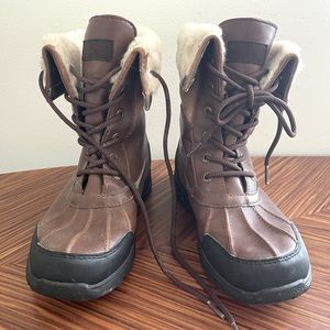 Ugg boots, kids size 5 womans 7.5